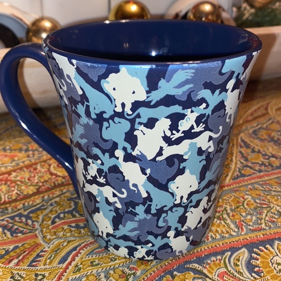 Perfect condition Rainforest Cafe coffee mug with raised lettering. - Picture 2 of 5